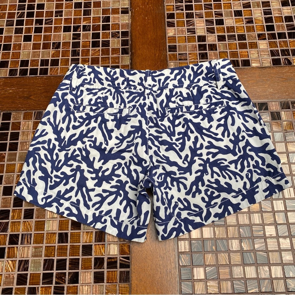 Lilly Pulitzer Callahan Shorts - Picture 5 of 8
